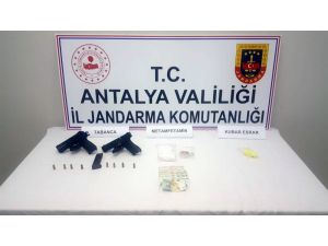 Uyuşturucu ile yakalanan şahıs adli kontrol şartıyla serbest bırakıldı