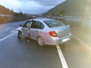 Kayganlaşan yolda kaza: 1 ölü, 3 yaralı