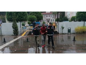 2 motosikleti çalan şüpheliler gezerken yakalandı
