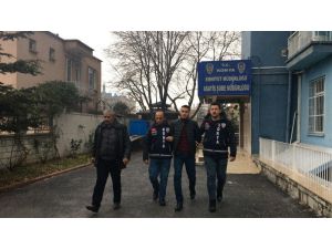 Silahla Bir Kişiyi Yaralayıp Polise Ateş Açan Şüpheli Yakalandı
