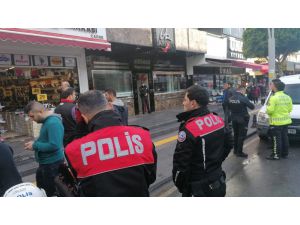 Bilardo salonunun tavanını delip kuyumcudan 18 kilo altını çaldılar