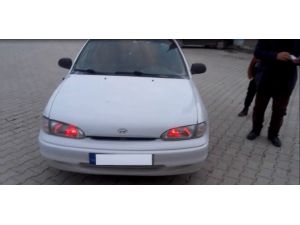 Çakar Lamba İle Geçiş Önceliği Sağlamak İsteyen Sürücü Yakalandı