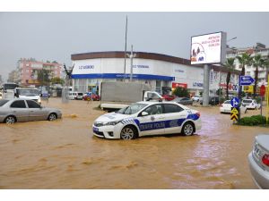 Antalya’da son 48 saatte metrekareye yüzlerce kilo yağış düştü