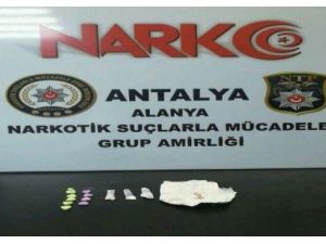 Alanya’da uyuşturucu operasyonu: 3 gözaltı