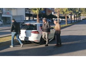 Alkollü elektrikli bisiklet sürücüsü kazanın ardından bisikletini alıp gitti