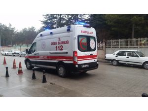 Konya’da Kontrolden Çıkan Otomobil Takla Attı: 3 Yaralı