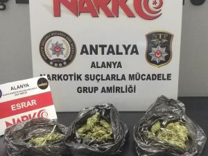 Kovalamaca sonunda uyuşturucuyla 2 şüpheli yakalandı