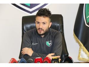 Özgür Çek: “Üst Tarafa Odaklanmamız Gerekiyor”