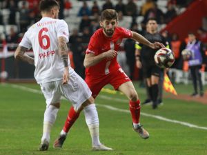 Ziraat Türkiye Kupası: Antalyaspor: 0 - Sivasspor: 0 (İlk Yarı)