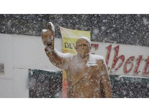 Isparta’da Kar Yağışı Etkili Oldu