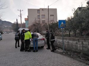 Osmaniye’de Hava Destekli Uyuşturucu Operasyonu: 13 Gözaltı