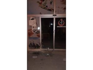 Mersin’de Sağlık Merkezine Molotoflu Saldırı