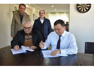 Türk Kızılay Isparta Şubesi İle Gençlikspor’dan İşbirliği Protokolü