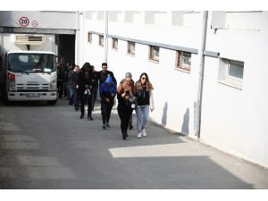 Adana’da 2’si Kadın 19 Torbacı Adliyede