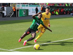 Süper Lig: Denizlispor: 1 - Yeni Malatyaspor: 0 (İlk Yarı)