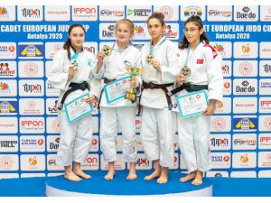 Denizlili Sporcular ’Avrupa Judo Kupası’nda Fırtına Gibi Esti