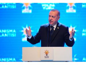 Cumhurbaşkanı Erdoğan: "Belirlediğimiz Sınırların Dışına Çıkmazlarsa Omuzlarının Üzerinde O Başlar Da Kalmayacak"