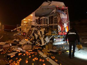 Ankara’da Su Isıtmaya Çalışan Tır Şoförü Başka Bir Tır’a Arkadan Çarptı: 2 Ölü 1 Yaralı