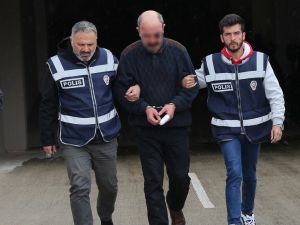 Antalya’da ’kadın müşteriye bakma’ cinayeti