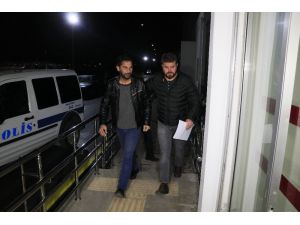 Adana’da Firarilere Şafak Vakti Baskın