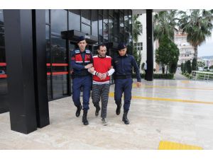 Alanya’da camideki sadaka kutusunu çalan şüpheli tutuklandı