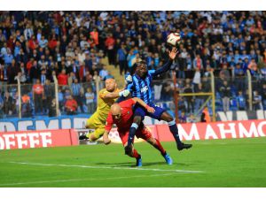 Tff 1. Lig: Adana Demirspor: 0 - Akhisarspor: 1 (İlk Yarı Sonucu)