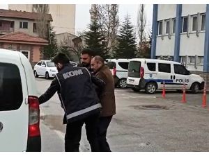 Pos Tefeciliği Yapmaktan Tutuklandı