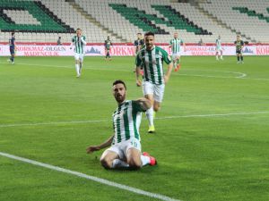 Süper Lig: Konyaspor: 1 - Fenerbahçe: 0 (İlk Yarı)