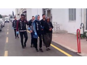 Torbacı Kadın Tutuklandı