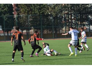 Lider Isparta Emrespor Farklı Kazandı