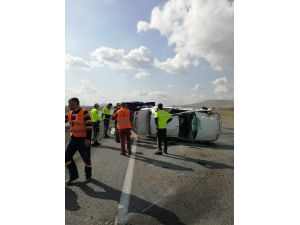 Kontrolden Çıkan Otomobil Takla Attı: 4 Yaralı