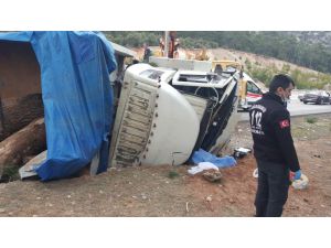 Korkuteli’de trafik kazası: 1 ölü, 1 yaralı