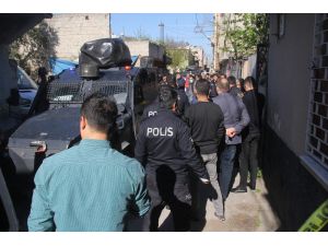 Polisi Yaralayan Şahıs Vurularak Etkisiz Hale Getirildi