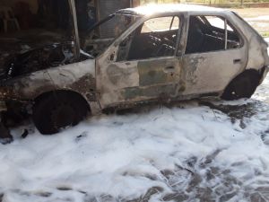 Tamirhanedeki Otomobil Cayır Cayır Yandı