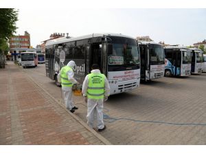 Manavgat’ta şehir içi dolmuşlarına dezenfekte