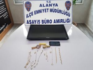 Alanya’da 5 ayrı villadan hırsızlık yapan şüpheli yakalandı