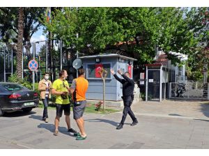 Tatil için geldikleri Antalya’da paraları biten Ruslar soluğu konsoloslukta aldı