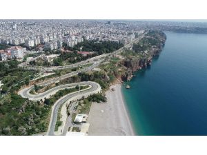 Antalya’da dört günlük kısıtlamada 3 milyon lira ceza kesildi