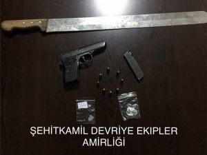 Gaziantep’te Şüpheli Araçta 6 Kilo Uyuşturucu Ele Geçirildi