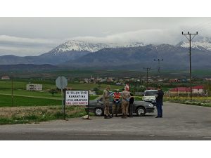 Nişan Merasiminden Sonra Mahalle Karantinaya Alındı