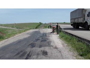 Motosiklete Kasksız Binen Yolcu Hayatını Kaybetti