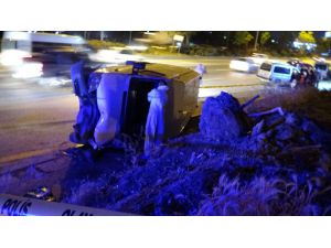 Ankara’da Yol Kenarında Servis Bekleyen Fabrika İşçisinin Üzerine Minibüs Devrildi: 1 Ölü