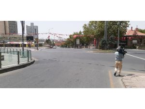 Başkentte Sokağa Çıkma Kısıtlamasında Tüm Cadde Ve Sokaklar Derin Bir Sessizliğe Büründü