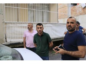 ‘Dur’ İhtarına Uymayan Şüpheli Aracının Lastiklerine Ateş Edilerek Yakalandı