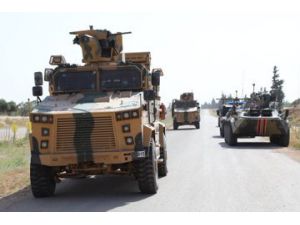 Msb:"tr-rf Mutabakatı Çerçevesinde; İdlib’deki M4 Kkarayolunda, Kara Ve Hava Unsurlarının Katılımıyla 12’nci Türk-rus Birleşik Kara Devriyesi İcra Edildi."