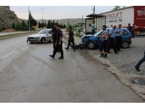 Nallıhan’da Aynı Yerde 10 Dakika Arayla 2 Kaza
