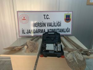 Mersin’de İzinsiz Kazı Yapan 3 Kişi Yakalandı