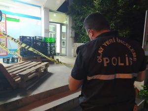 Dördüncü Katın Penceresinden Düşen Görme Engelli Adam Hayatını Kaybetti