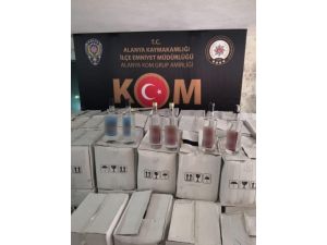 Benzin istasyonuna kaçak içki operasyonu