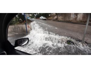 Başkentte Sağanak Hayatı Zorladı